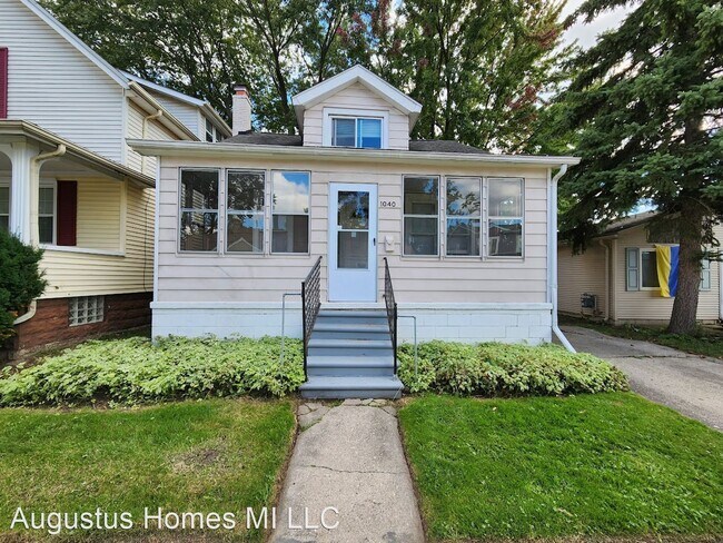 Building Photo - 3 br, 1 bath House - 1040 Rosewood