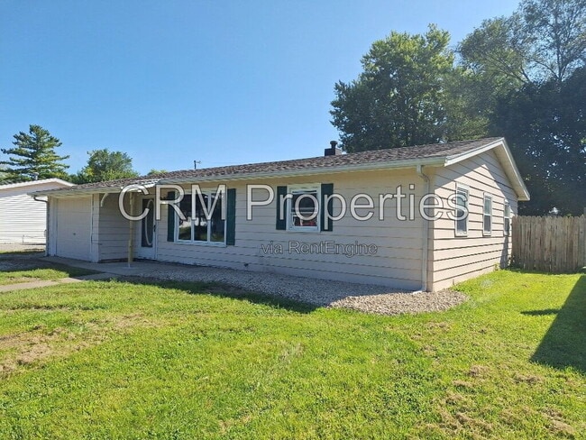 Building Photo - 5800 Mendota Dr