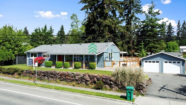 Foto del edificio - 4 Bed and 2 Bath Single-family Home Availa...