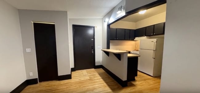 Interior Photo - The Triplets