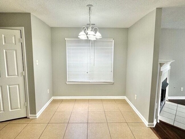 Building Photo - Now Leasing a 4-Bedroom 2 Bath Home In Cor...