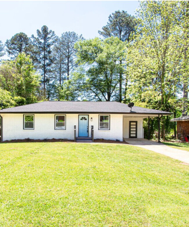 Building Photo - 1155 Evelyn Drive