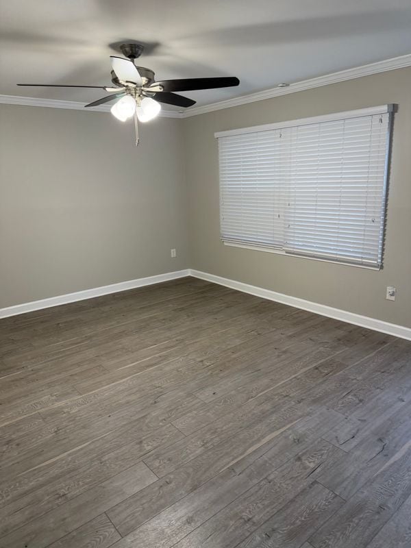 Foto del edificio - 1703 Greentree Ct