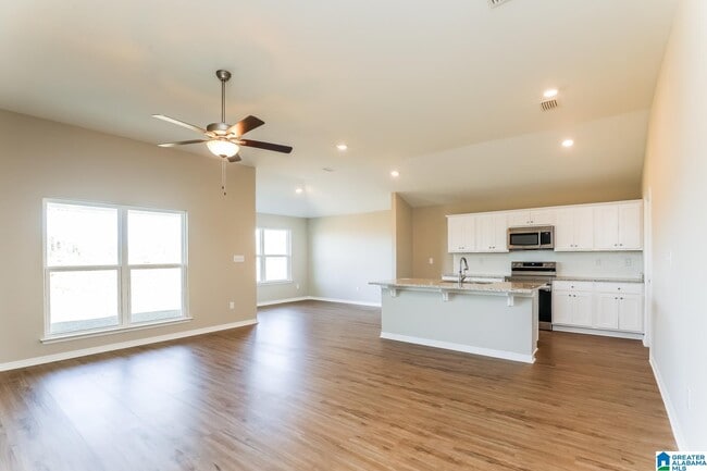 Building Photo - 1166 Hayward Lp