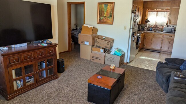 Foto del edificio - 1706 Boxwood Dr