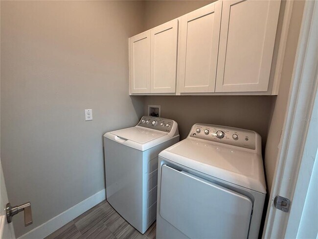 Foto del edificio - 9800 Little Bluestem Dr