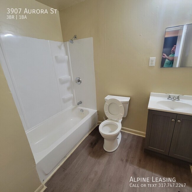 Foto del edificio - 3907 Aurora St