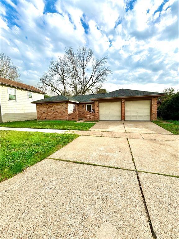 Foto principal - 213 6th St N