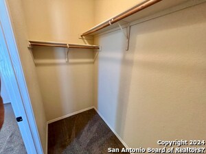 Building Photo - 708 Creekside Cir