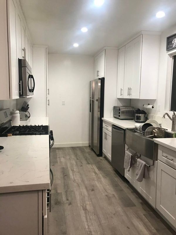 Foto del edificio - 1410 W 12th St
