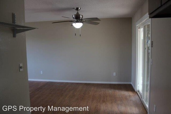 Building Photo - 2 br, 1 bath House - 8638 Hummingbird Way
