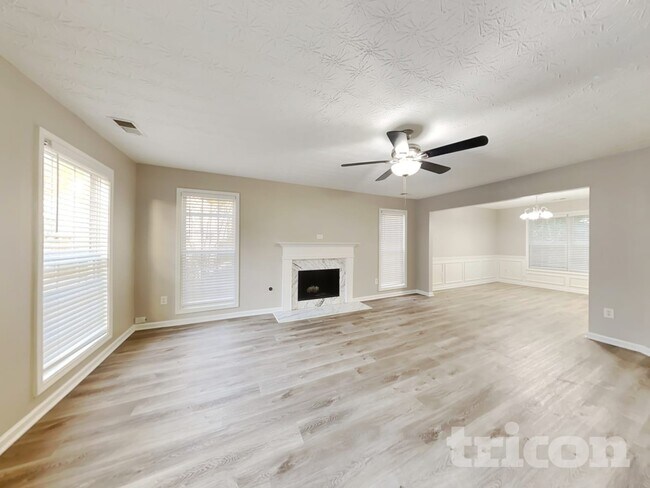 Foto del edificio - 223 Towler Shoals Dr