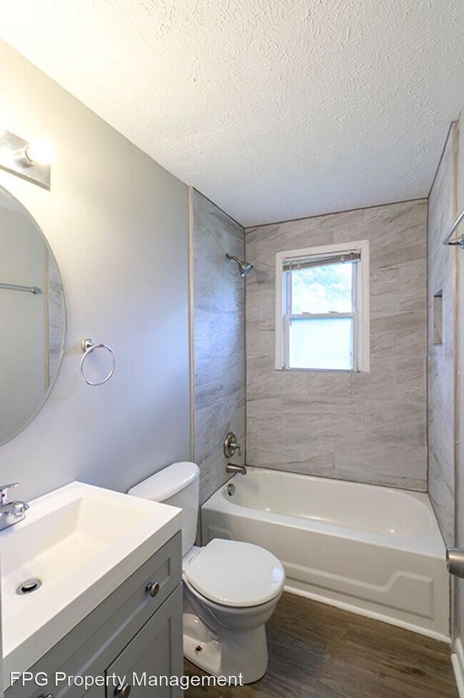 Foto del edificio - 3 br, 1 bath House - 235 Horseshoe Ct