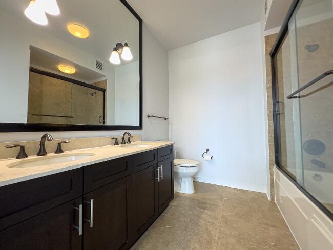 Foto del edificio - 757 N Orleans St