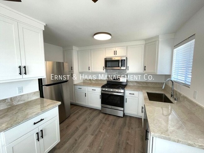 Building Photo - 2120 San Anseline Ave