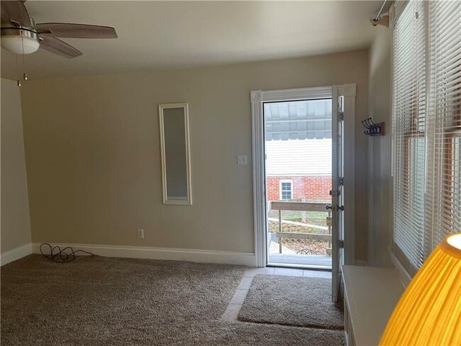 Building Photo - 1514 Hatteras St
