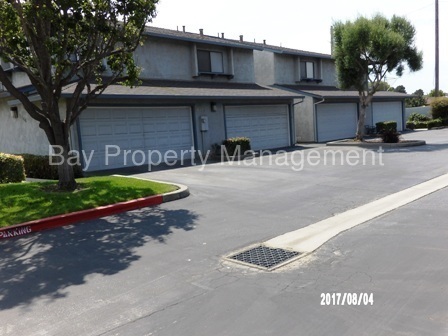Primary Photo - 1044 Iverson St