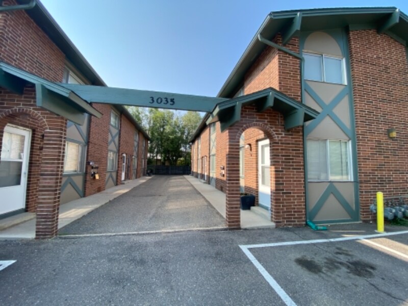 Primary Photo - 3035 17th Ave