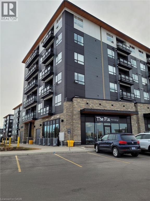 Building Photo - 255 Northfield Dr E