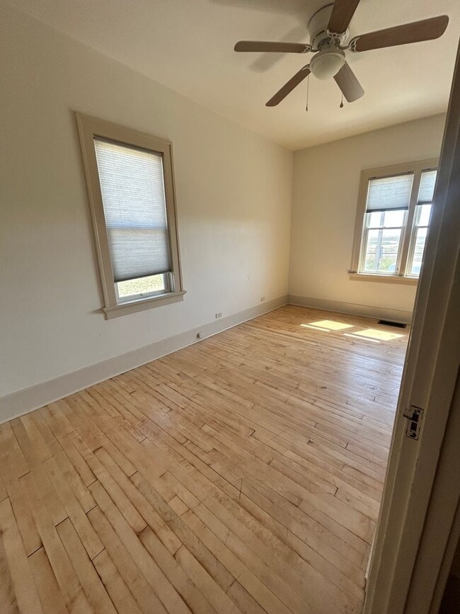 Building Photo - 4 bed 2 bath Home out in the Country