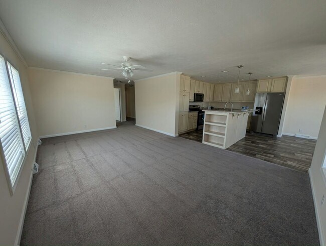 Foto del edificio - 52545 Elmcrest Ct