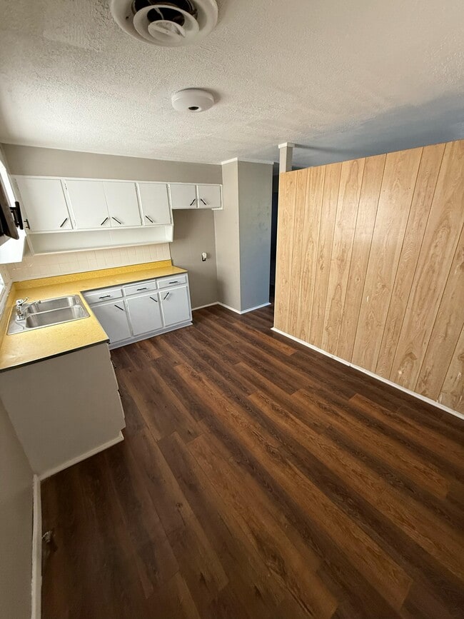 Foto del edificio - 2719 S Fairfield St