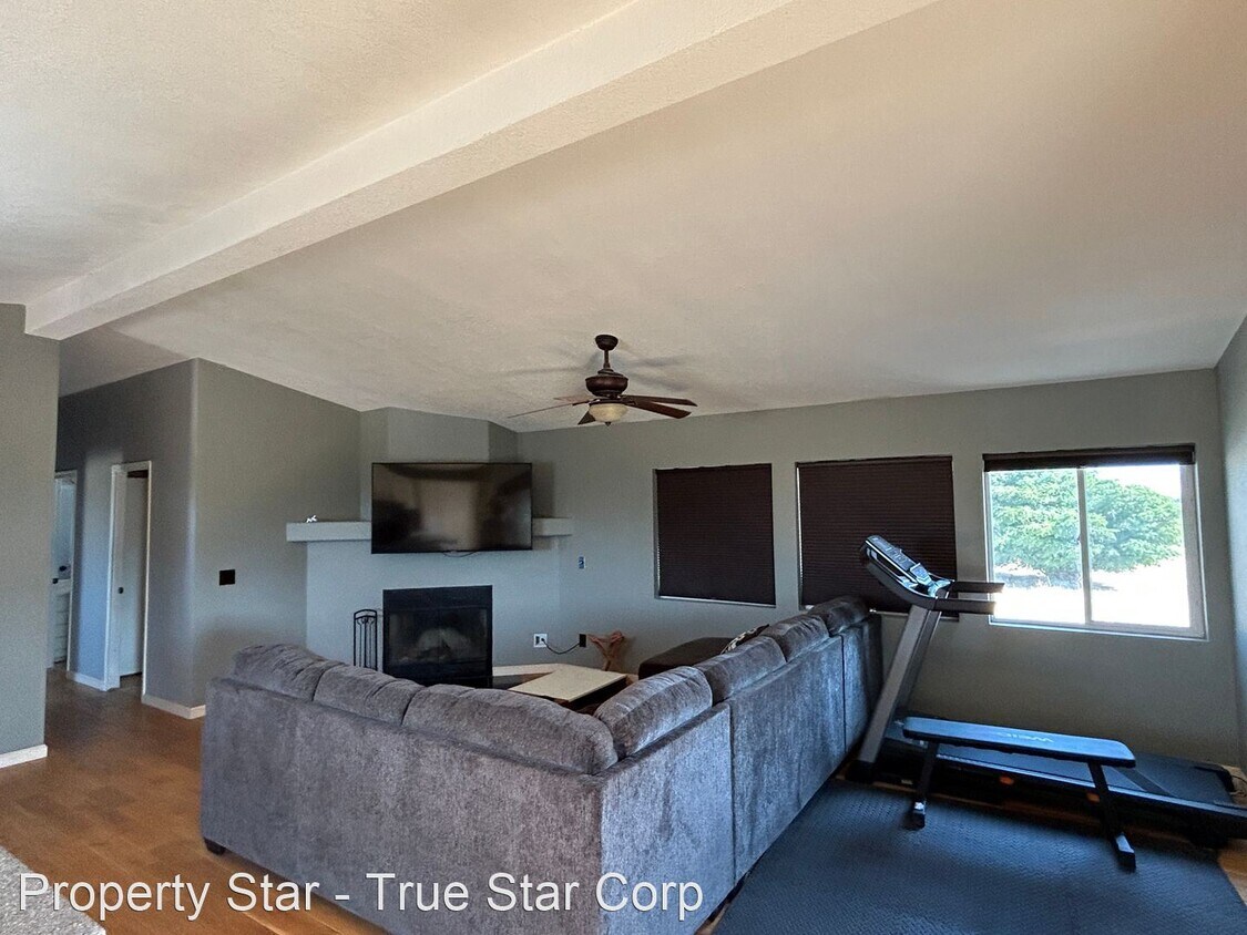 Primary Photo - 3 br, 2 bath House - 6142 Rare Rabbit Ave
