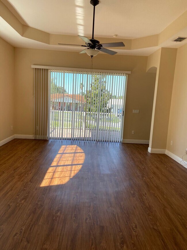 Building Photo - Beautiful Gulf Harbor Villa