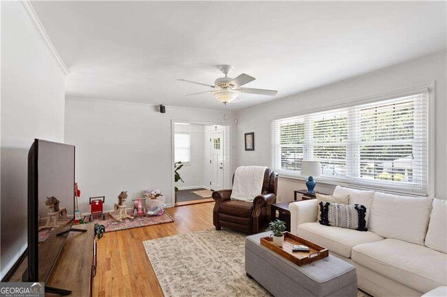 Building Photo - 860 Wayland Ct