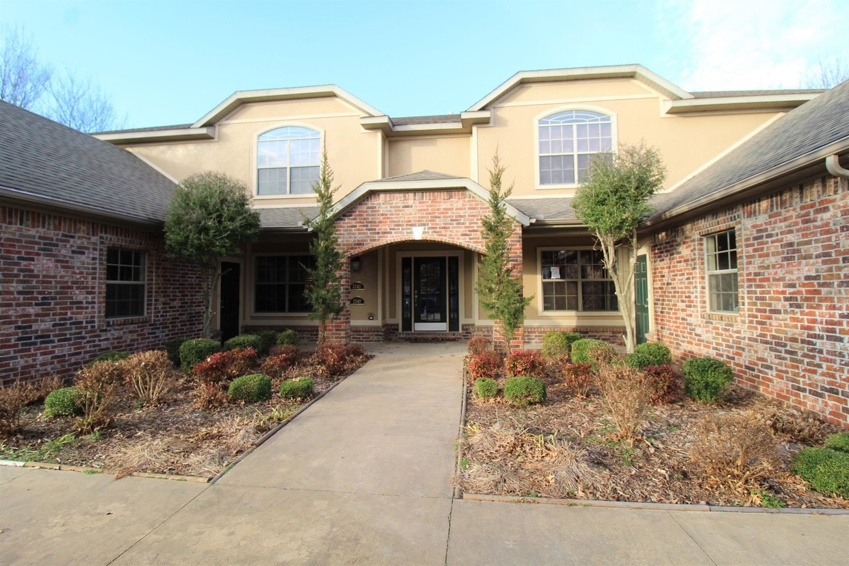 Photo - 2556 E Turtle Creek Dr (Fayetteville, AR)