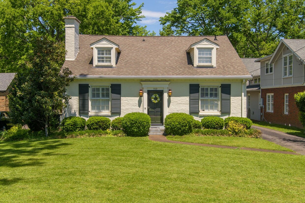 Foto principal - Charming Home in Belle Meade Links, Walkab...