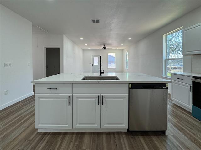 Foto del edificio - 4302 Mountain Hollow Dr