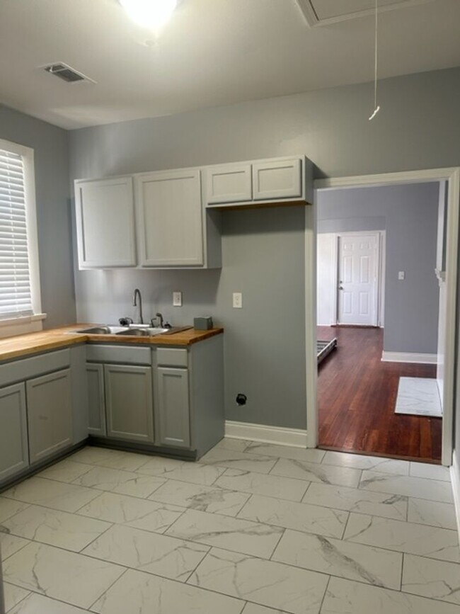 Foto del edificio - abd2616-18