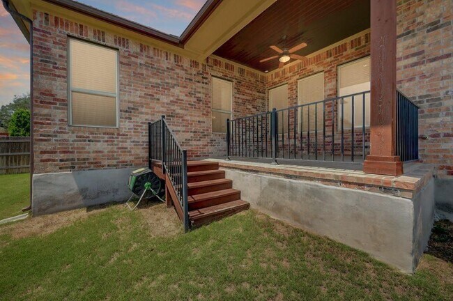 Building Photo - 3811 Ashbury Rd