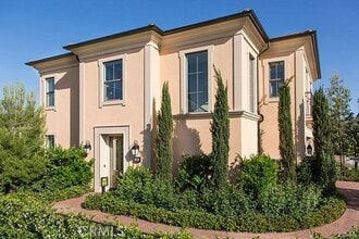 Building Photo - 102 Working Ranch