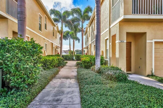 Foto del edificio - 3416 Parkridge Cir