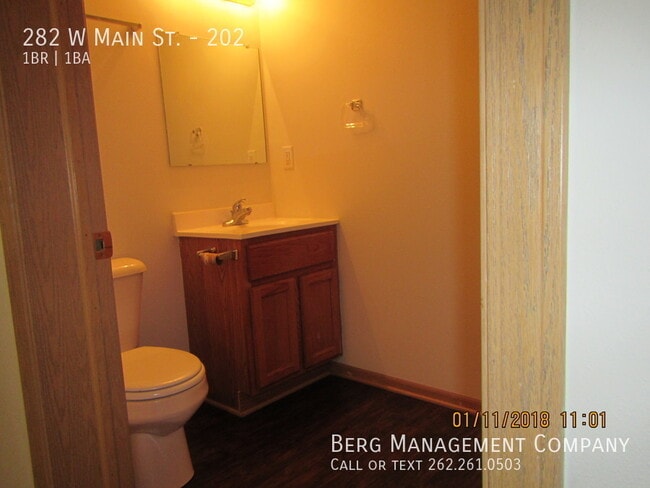 Building Photo - Large one bedroom
