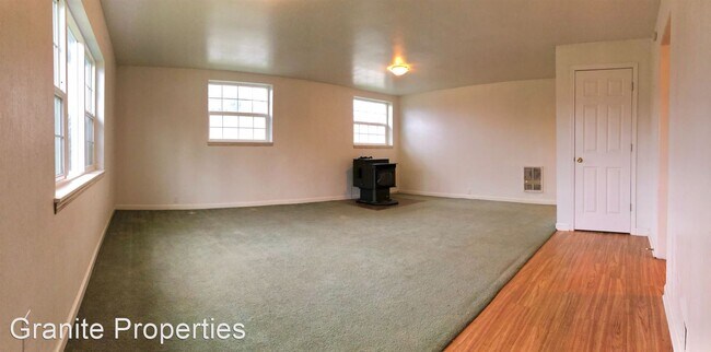 Building Photo - 3 br, 2 bath House - 722 Maxwell Rd.