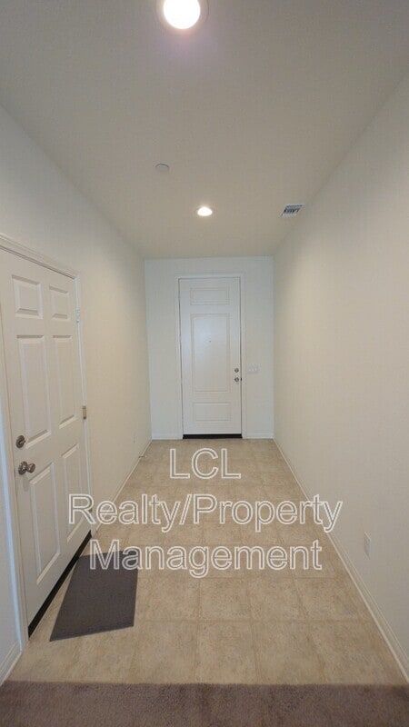 Foto del edificio - 28149 Echo Ct.