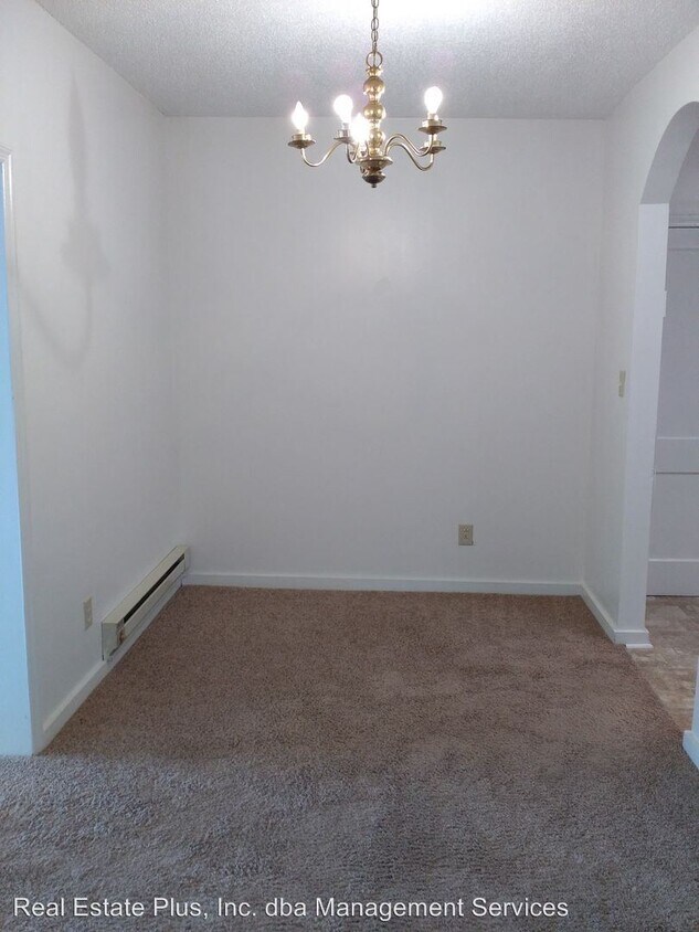 Primary Photo - 2 br, 1 bath Apartment - 604 A East Main St.