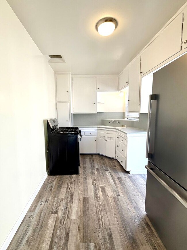 Foto del edificio - 2105 W Carson St