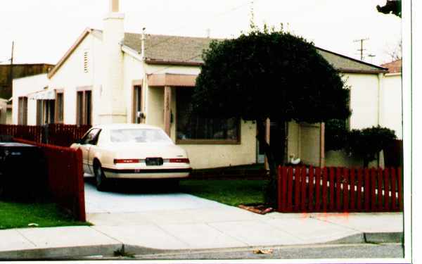 Foto del edificio - 1457 Oriole Ave