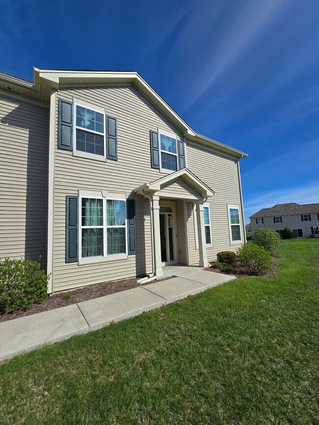 Foto del edificio - 1123 Hawk Hollow Dr