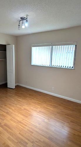 Building Photo - 10140 Torchwood Ave