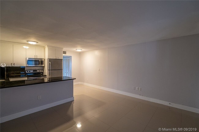 Foto del edificio - 1986 Biarritz Dr