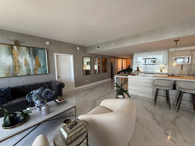 Building Photo - 16385 Biscayne Blvd