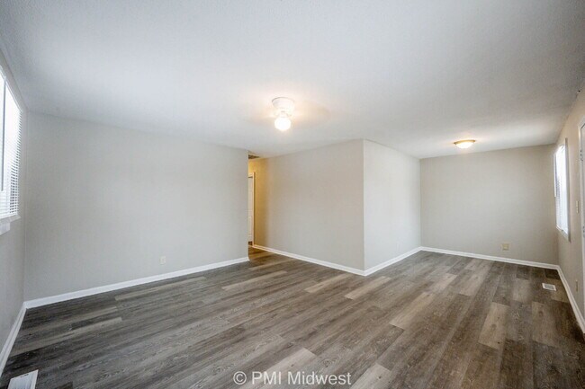 Photo - "Charming 3-Bedroom Gem on Udell Street with Spacious Living – 1104 Sq. Ft., Indianapolis!" Apartment