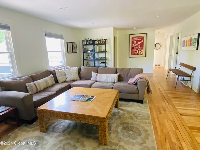 Foto del edificio - 67 North St