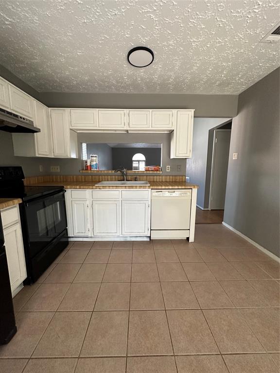 Building Photo - 3810 Westmeadow Dr