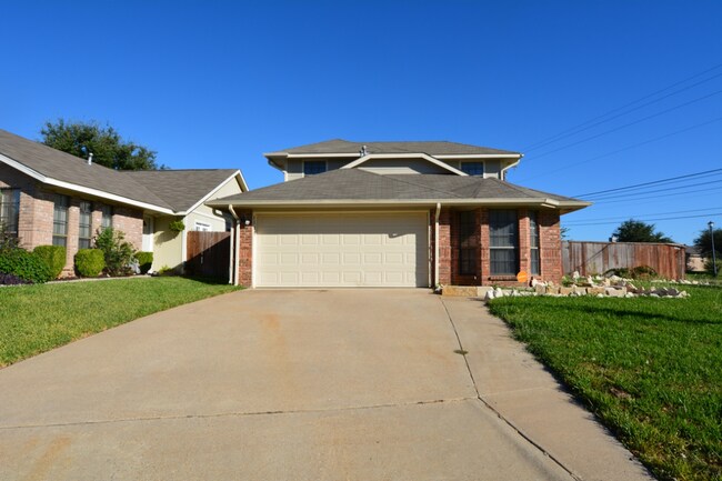 Foto del edificio - 4809 Ridge Way Dr